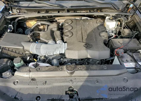 2024 Toyota 4Runner Sr5 Premium z USA, uszkodzony, nr VIN JTELU5JR0R6302308